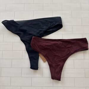 NWOT/NWT SKIMS Undies Bundle S*